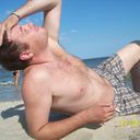  ,   Garik Li, 43 ,  
