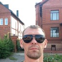  ,   Alex, 43 ,   