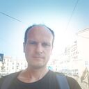  ,   Denis, 43 ,   c 