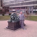  ,   Valentin, 32 ,  