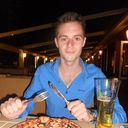  ,   Sergiu, 32 ,     , c 