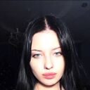  ,   Valeria, 19 ,   c 