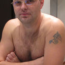  ,   Mifka, 49 ,  