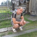  ,   Artem, 42 ,   