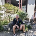  ,   Viktor, 49 ,   c 