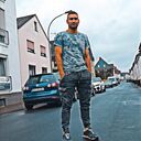  ,   Krists, 24 ,   ,   