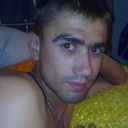  ,   Viktor, 42 ,   