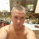  ,   Denis, 40 ,     , c , 
