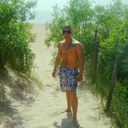  ,   Karolis, 38 ,   