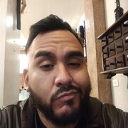  ,  Jhoan, 30