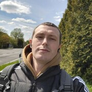  ,  Viktor, 31