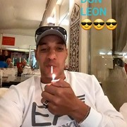  ,  Luka, 30