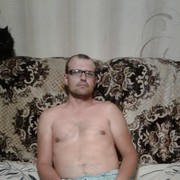  ,   Nariman, 44 ,   