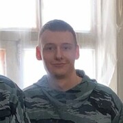  ,  Artem, 28