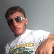  ,  Armen, 35