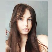  ,  Elizaveta, 27