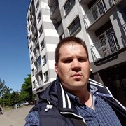  ,  Alik, 49