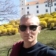  Mojmirovce,  Timur, 40
