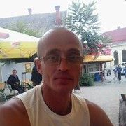 ,   Vlad, 48 ,  