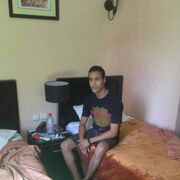  ,  Radouane, 32