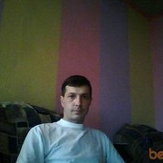  ,  VALEN, 44
