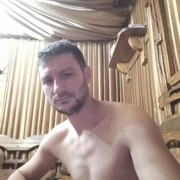  ,   Viktor, 35 ,   , 