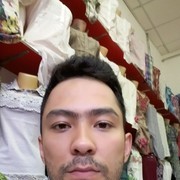  ,   Farrux, 32 ,   