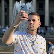  ,   Vladimir, 32 ,   ,   