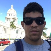  ,  Luisito, 27