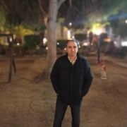  ,  Yusuf, 44