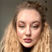 ,   Ilona, 31 ,   ,   