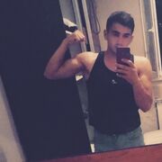  ,  Alex, 25