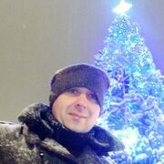  ,  Denis, 38