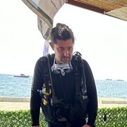  ,   Axmet, 47 ,   ,   