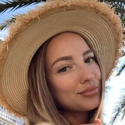  , 