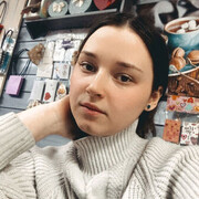  ,   Mila, 21 ,   ,   
