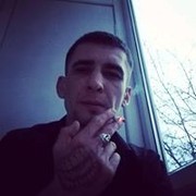  ,  Oleg, 32