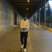  -,  Luka, 20