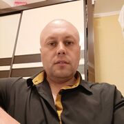  ,  Valeriu, 40