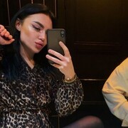  ,   Angelina, 25 ,   ,   