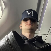  Tlusciec,  Nikita, 21