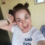  ,   KikiMora, 39 ,   c 