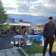 ,   Artur, 38 ,   ,   