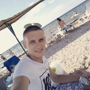  ,   Sasha, 31 ,   