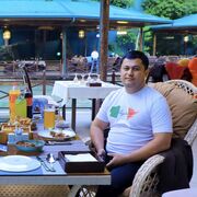  ,  Bobur, 40