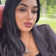  ,  Anastasia, 40