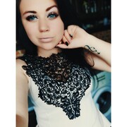  ,  Karisha, 25