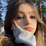  ,   Evgeniya, 33 ,   