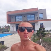  ,   Maksim, 28 ,   ,   , c 