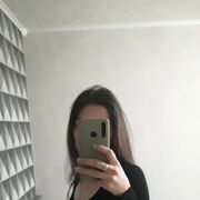  ,  Milana, 23